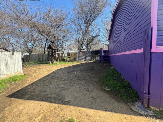 Photo - 404 W Cleveland St