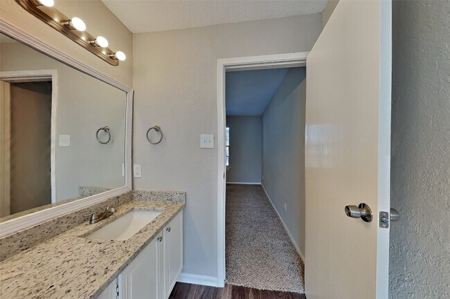 Photo - 15803 Maple Manor Dr