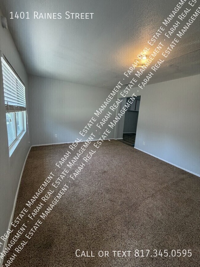 Photo - 1401 Raines St