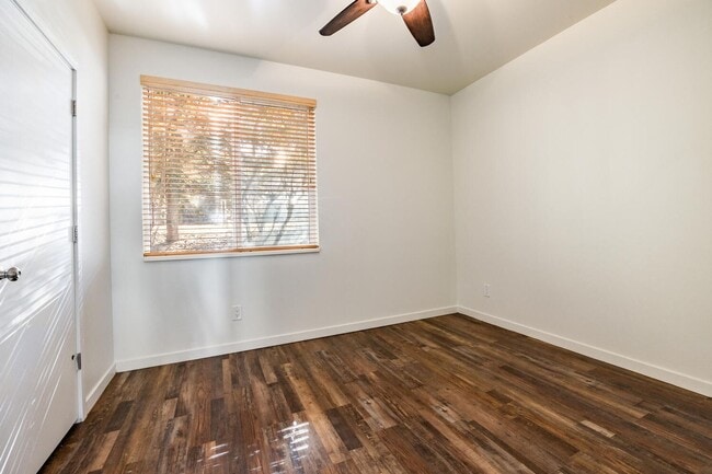 Photo - Pinebrook Condo Near Bus Line
