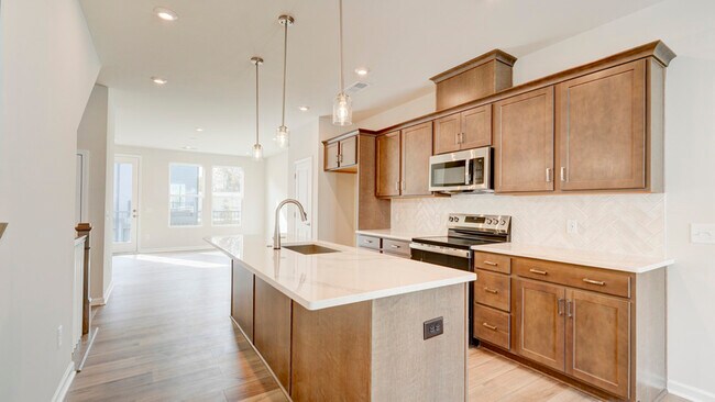 Photo - 5509 Swaling St