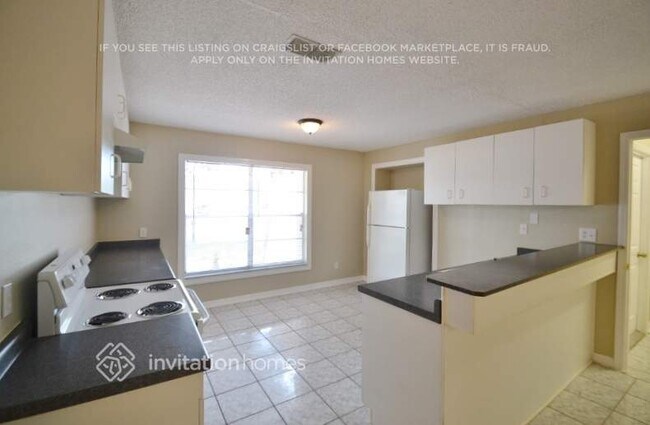 Photo - 417 Oakleaf Blvd