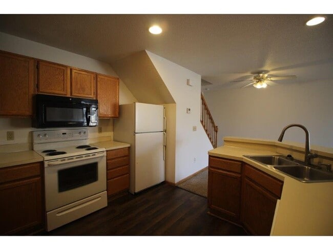 Photo - 13230 Meadowood Trail