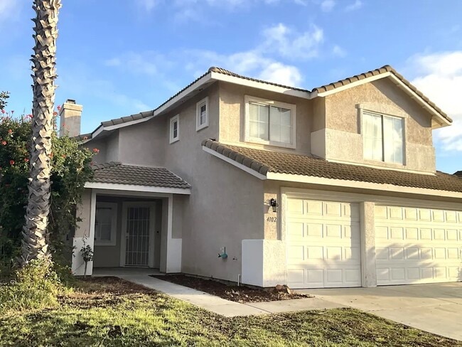 Building Photo - 4101 Periwinkle Way