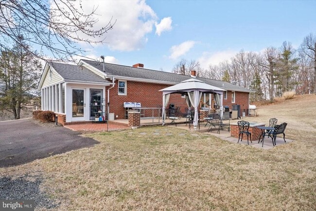 Photo - 436 Castleton Meadows Ln