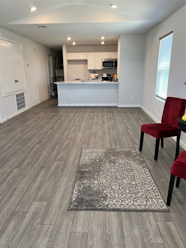 Building Photo - 1266 Rd 5720