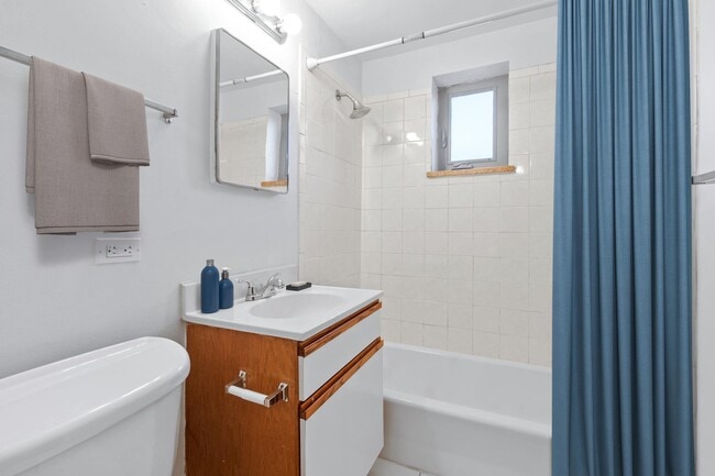 Photo - 1557 S Ash Street