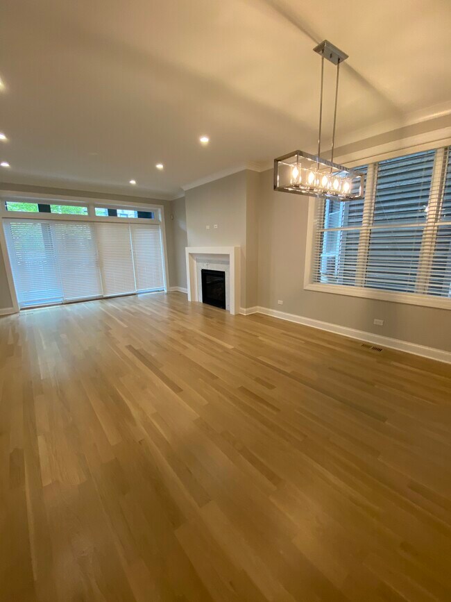 Photo - 3347 N Kenmore Ave Unit 3S