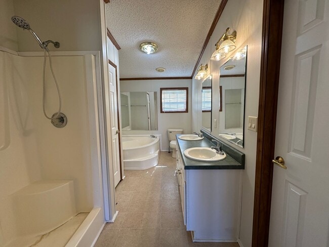 Photo - Welcome Home to Country Living!