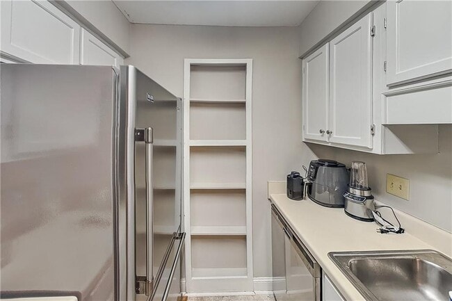 Photo - 3104 Pine Heights Dr NE