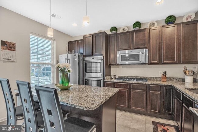 Photo - 1601 Wesbourne Dr
