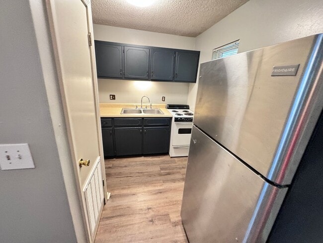 Photo - 1309 Access Rd