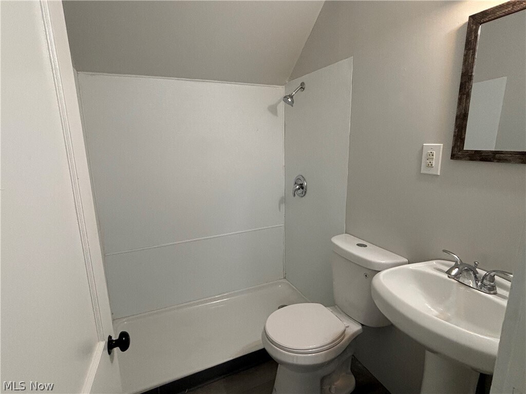 Photo - 6014 Madison Ave Unidad 2