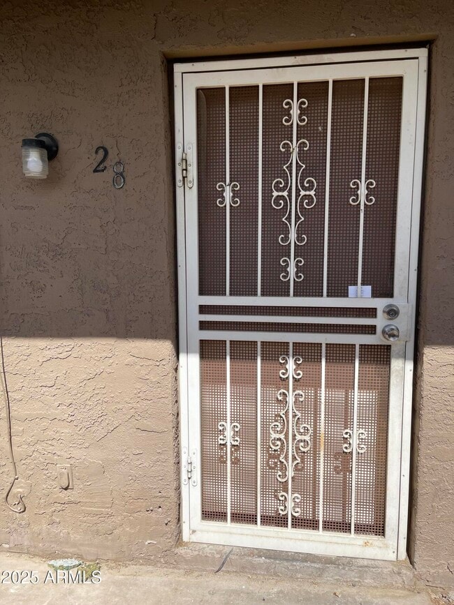 Building Photo - 925 W Peoria Ave Rental