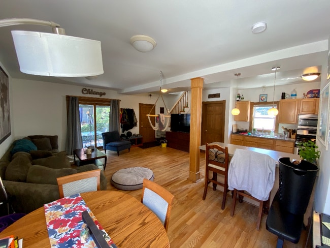 Photo - 1214 W Nelson St Unit CH