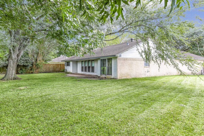 Photo - 1226 Ferndale Dr