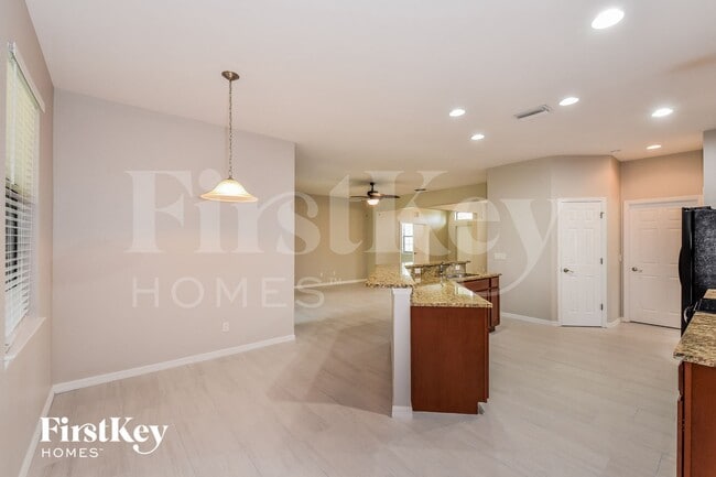 Photo - 2717 SW 18th Ave