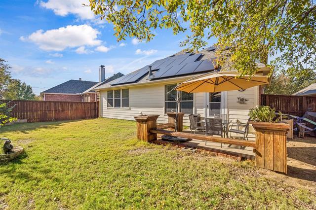 Photo - 1370 Meadows Ave