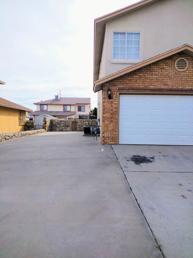 Photo - 4480 Loma Diamante Dr