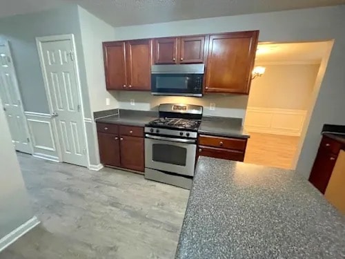 Photo - 6837 Foxmoor Way