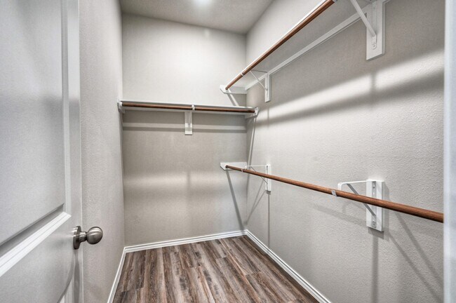 Photo - 11604 Vistawood St