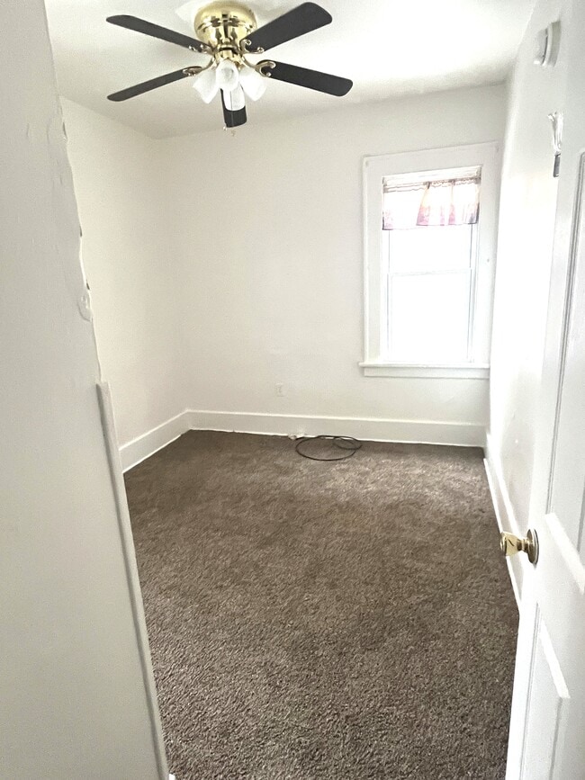 Photo - 1318 W 11th St Unidad 1