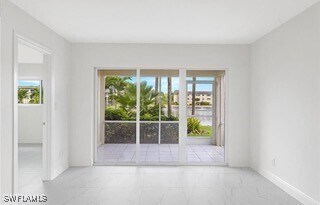 Photo - 1018 Manatee Rd Unidad E107