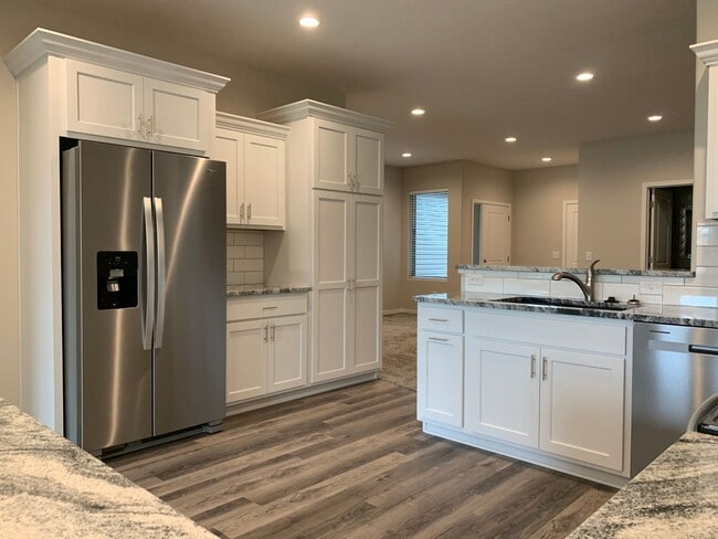 Photo - Zero entry ranch townhome with 2 stall garage. Spacious 2 bedrooms with walk in closets, 2.5 bath...