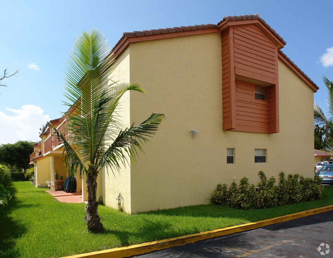 Photo - Mi Casa Apartments