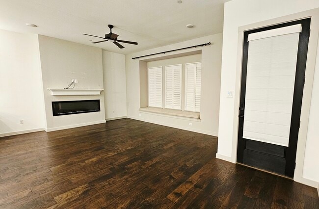 Photo - 4841 Rattler Ln