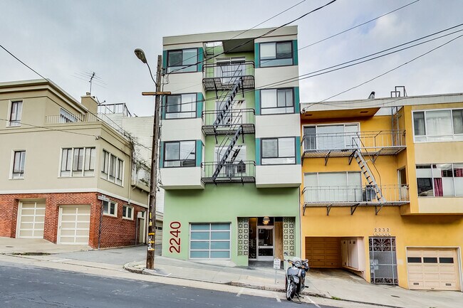 2240 Larkin