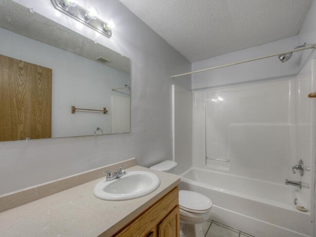 Photo - 2931 N Aldrich Ave