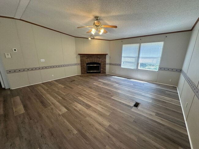 16521 Timberwood