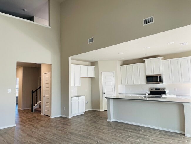 Photo - 10032 Adams Ln