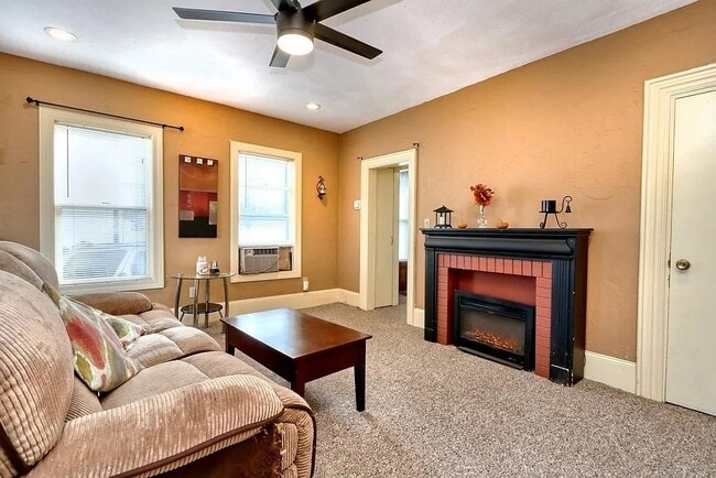 Photo - 491 Central St Unit 1