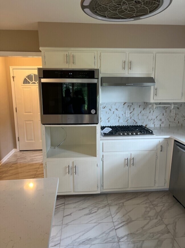 Photo - 1451 Snapfinger Rd