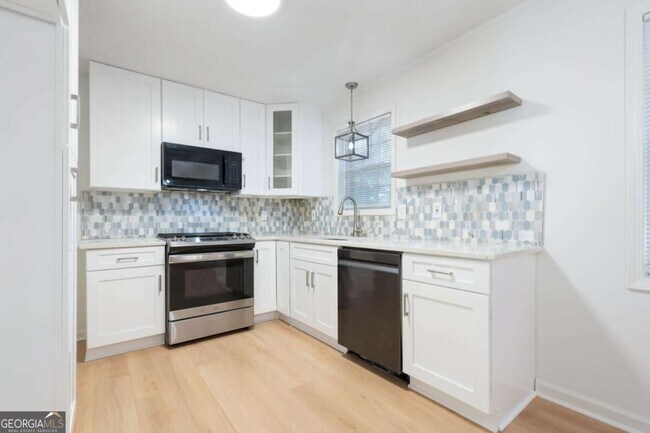 Photo - 920 Kings Ct