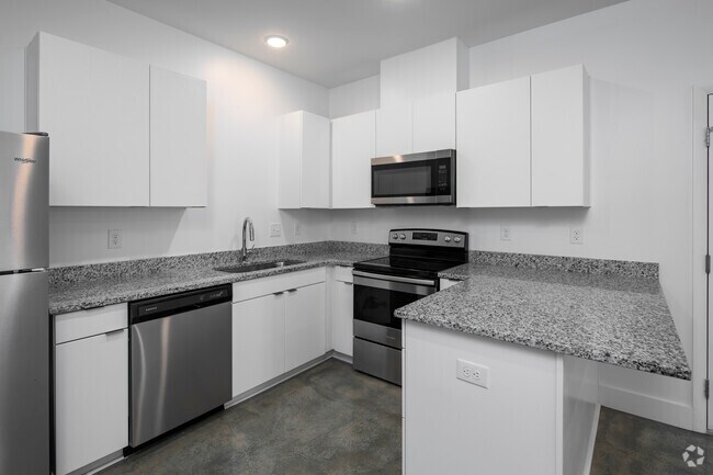 1 bed, 1 bath, 700 sq ft