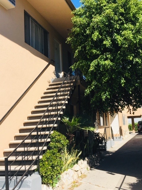 Photo - 5853 Virginia Ave