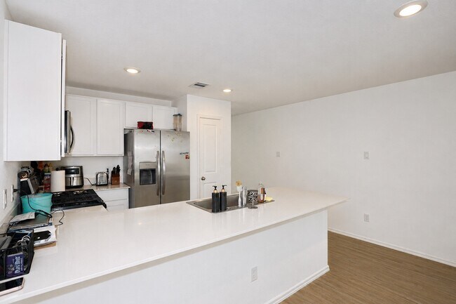 Photo - 7430 Clover Chase Dr