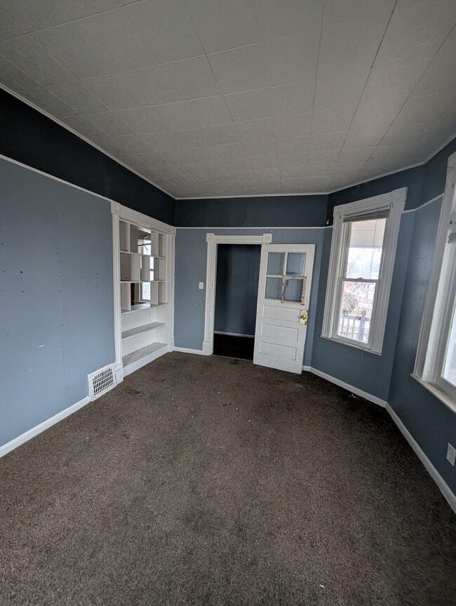 Photo - 721 E McClure Ave