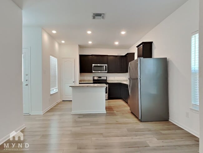 Photo - 10824 Quinn Ct