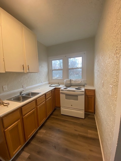 Kitchen Area - 415 S Main St Townhome