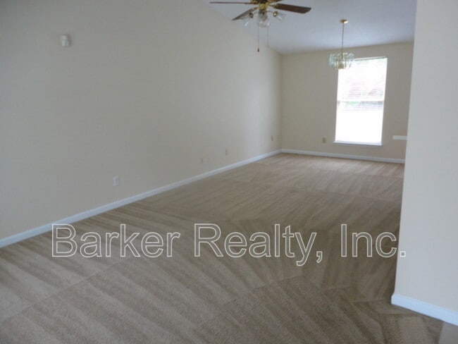 Photo - 1621 River Knoll Dr