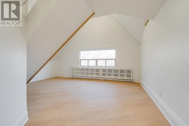 Photo - 1 Bellwoods Park Unité 3