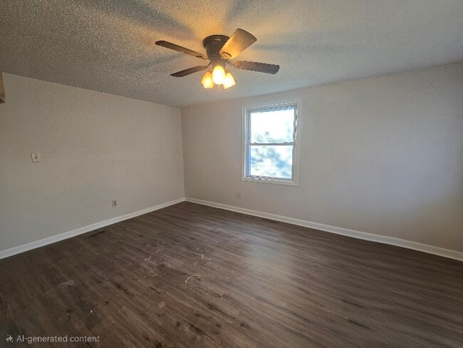 Photo - 1321 W May Ave