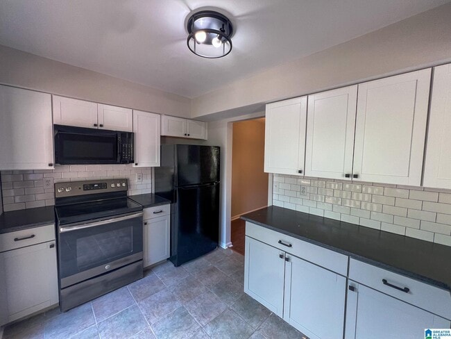 Building Photo - 2417 Eagle Ct Unit 2417