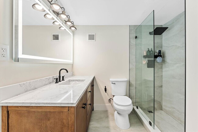 Photo - 1200 West Ave