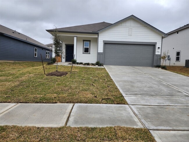 Building Photo - 31306 Gayle Prairie Oaks St