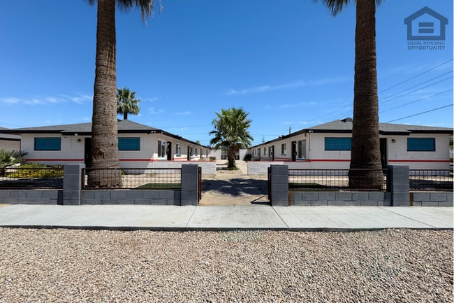 Photo - 2Bed/1Bath Updated Apartment at McDowell Rd/16th St! Ready for Immediate Move-In! - CARPORT!